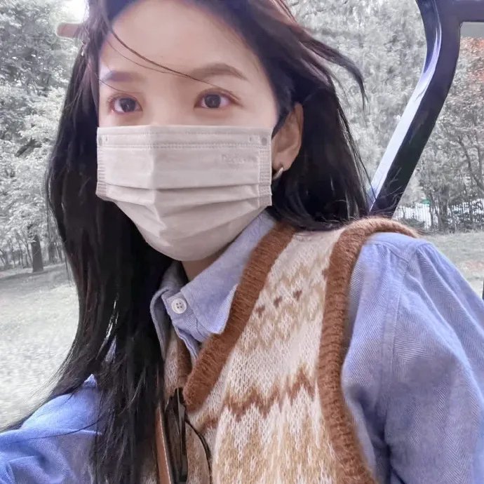 楼下的女人和楼上的男人